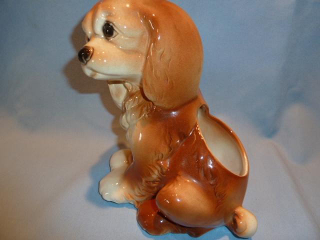 ROYAL COPLEY SITTING SPANIEL PLANTER
