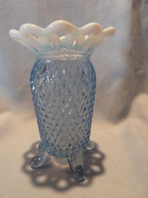 FENTON DIAMOND BLUE OPALESCENT OPEN EDGE VASE