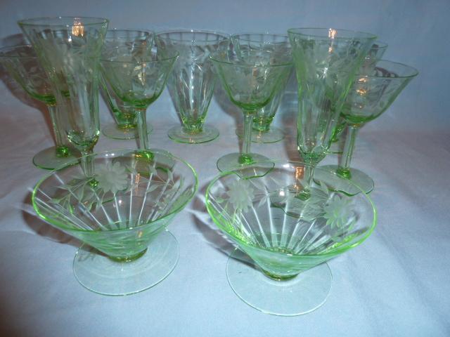 BEAUTIFUL GREEN DEPRESSION ETCHED FOOTED SHERBETS SET OF TWO (2)