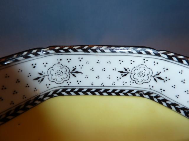 ANTIQUE NIPPON MORIMURA 5 PC OCTAGON SHAPE NUT SERVING SET YELLOW