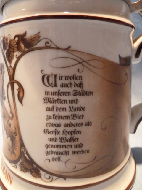 VINTAGE GERMAN SCHLOSSBRAUEREI MAXLRAIN, BAVARIA LIDDED .5L BEER STEIN