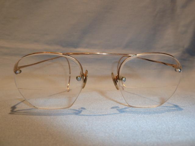 VINTAGE 12K GOLD FILLED BIFOCAL WIRE RIM GLASSES IN ORIG CASE
