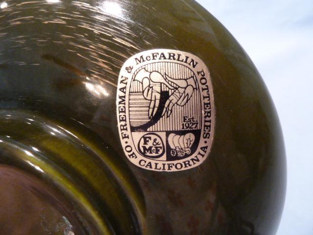 FREEMAN & MCFARLIN CALIFORNIA POTTERY GREEN DECO PLANTER