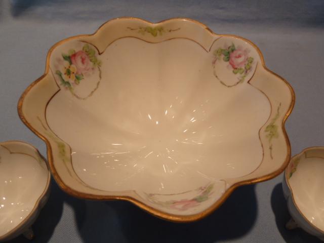 ANTIQUE NIPPON 5 PIECE NUT MINT BOWL SET FLORAL