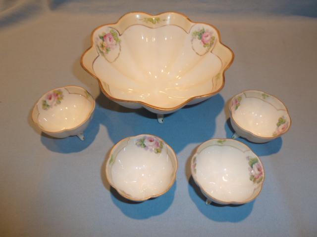 ANTIQUE NIPPON 5 PIECE NUT MINT BOWL SET FLORAL