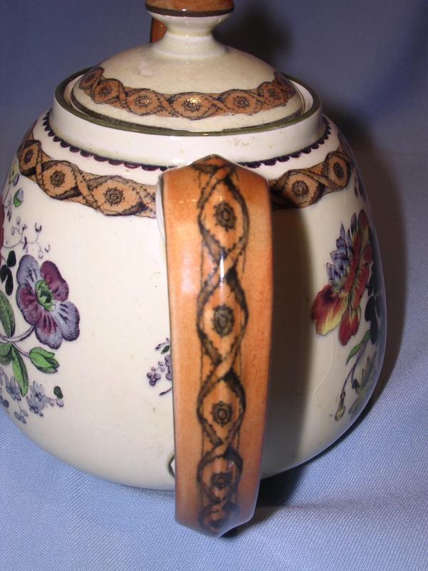 ROYAL DOULTON TEA TILE FLORAL TEAPOT D3605 ANTIQUE ENGLAND