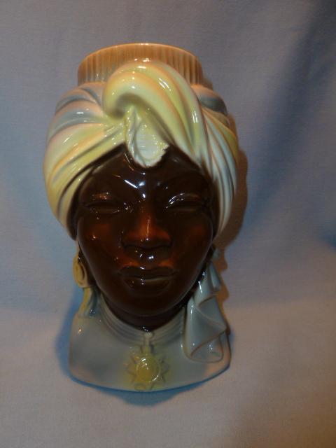 ROYAL COPLEY BLACKAMOOR WALL POCKET PLANTER