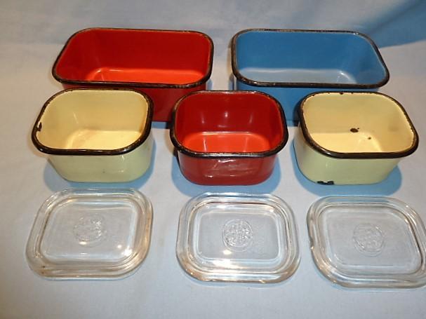 8 PIECE SET VINTAGE BECO WARE GRANITE ENAMEL REFRIGERATOR SET COLORS