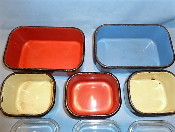 8 PIECE SET VINTAGE BECO WARE GRANITE ENAMEL REFRIGERATOR SET COLORS