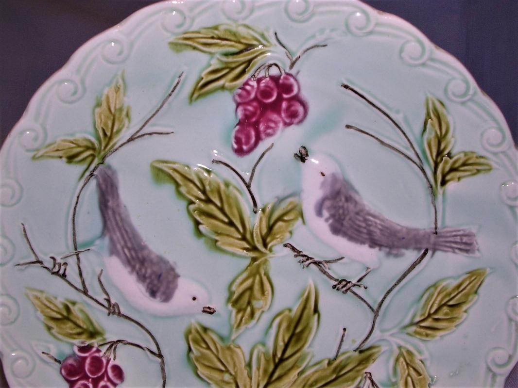 Superb Vintage 1920's French Majolica Sarreguemines PV Plate with Birds and Fruit