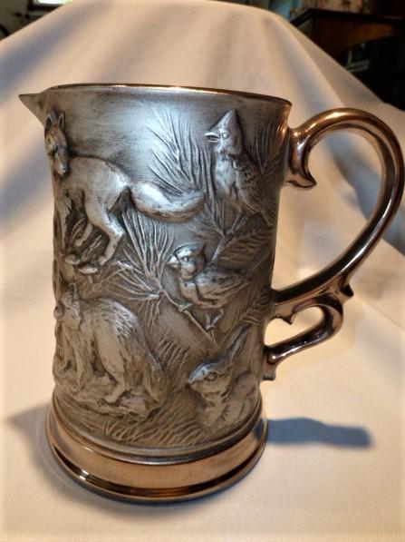 JIM BEAM 1OTH ANNUAL CONVENTION PEWTER COLOR WOODLAND CREATURES TALL PITCHER.