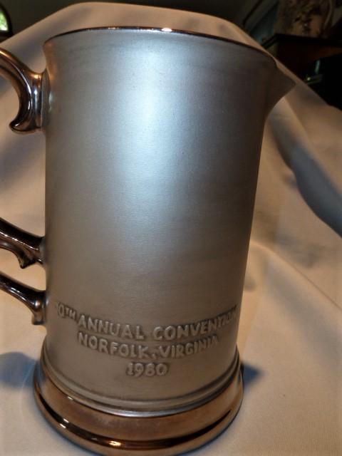 JIM BEAM 1OTH ANNUAL CONVENTION PEWTER COLOR WOODLAND CREATURES TALL PITCHER.