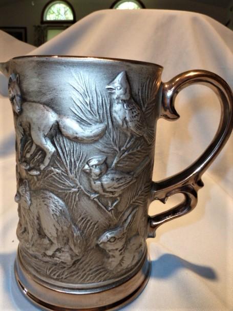 JIM BEAM 1OTH ANNUAL CONVENTION PEWTER COLOR WOODLAND CREATURES TALL PITCHER.