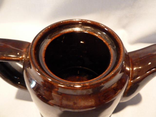 OCCUPIED JAPAN CHOCOLATE BROWN POTTERY SINGLE SERVE TEAPOT TEA POT