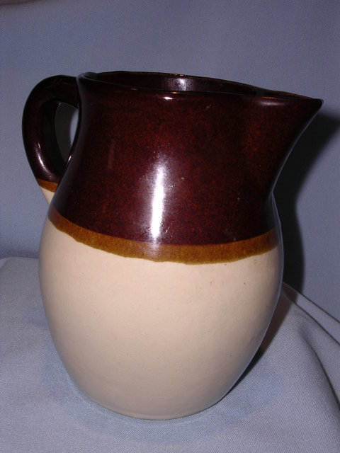 ROBINSON RANSBOTTOM ROSEVILLE POTTERY BROWN AND TAN 1 QT PITCHER