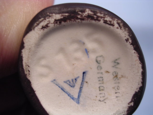 RARE GOEBEL FRIAR TUCK MINI CREAMER BLUE EYES