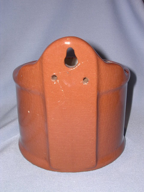 CAMBRIDGE ART POTTERY GUERNSEY GLAZED POTTERY SALT BOX