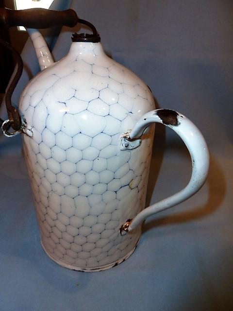 VERY RARE ANTIQUE GERMAN GRANITWARE GRANITE ENAMEL CHICKEN WIRE PETROLEUM CAN WITH HANDLE