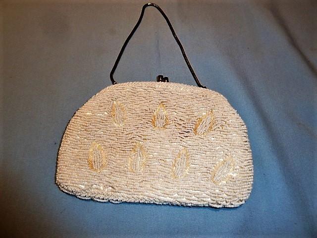 VINTAGE SIMON WHITE BEADED EVENING PURSE WITH GOLD LEAF DESIGN GOLD HANDLE