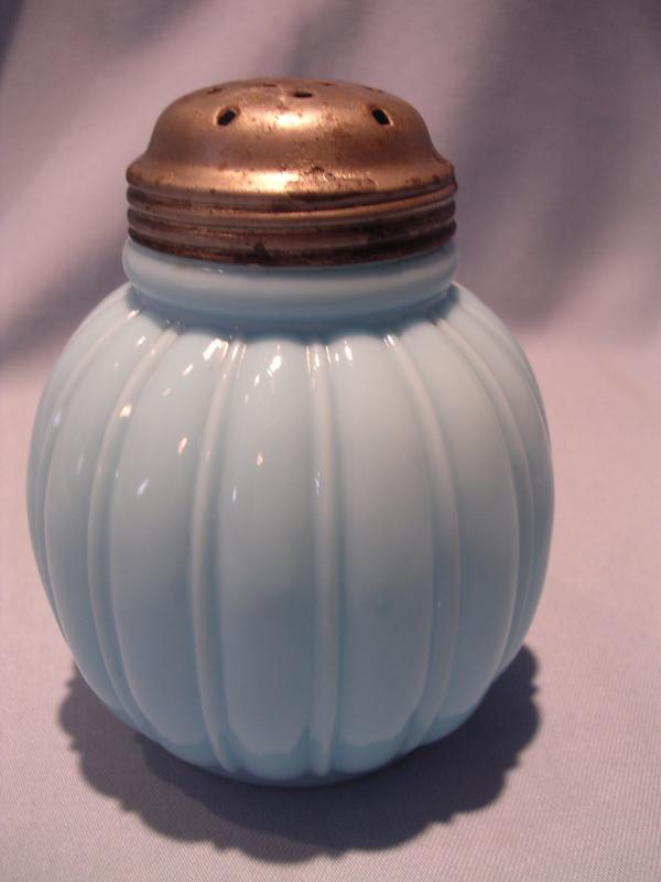 ANTIQUE MELLIGO BLUE SUGAR SHAKER MUFFINEER BY CONSOLIDATED LAMP & GLASS