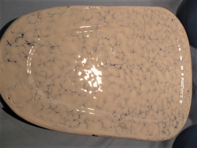 ANTIQUE GERMAN SNOW ON MOUNTAIN GRANITE WARE ENAMEL BED PAN RARE