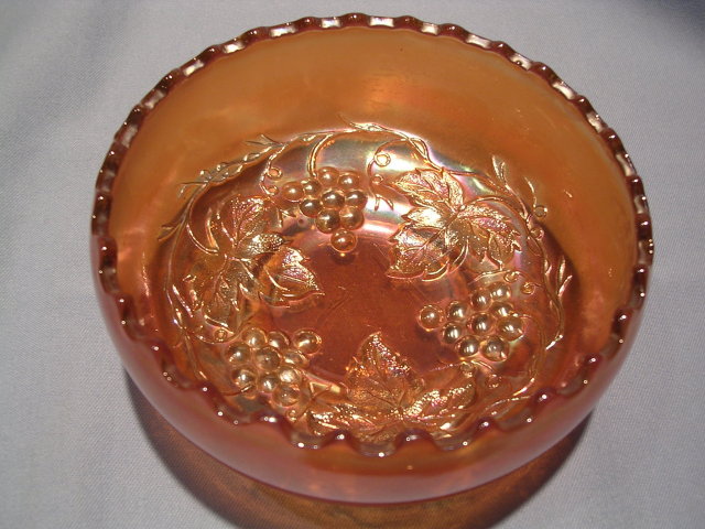 IMPERIAL GRAPE MARIGOLD CARNIVAL FIVE INCH BOWL