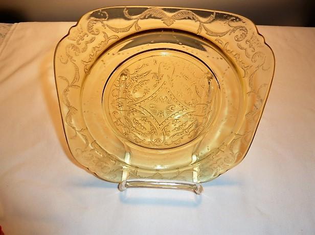 Vintage Set of (2) Federal Madrid Amber Depression Glass 7.5
