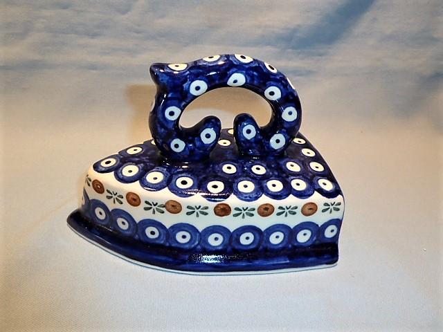 POLISH POTTERY IRON IN NATURE PATTERN MINT