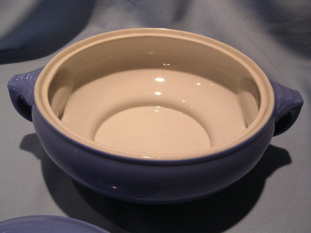 HALL CHINA SUNDIAL DELPHINIUM BLUE COVERED CASSEROLE