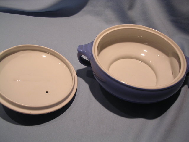 HALL CHINA SUNDIAL DELPHINIUM BLUE COVERED CASSEROLE