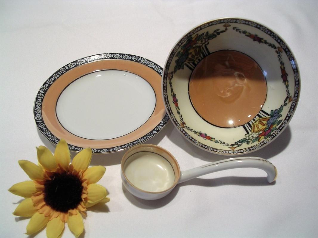 NORITAKE FLORAL FRUIT LUSTERWARE 3 PIECE MAYO SAUCE DISH SET