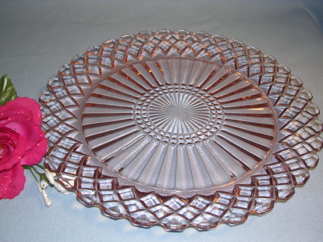 WATERFORD WAFFLE PINK DEPRESSION 9 5/8 INCH DINNER PLATE