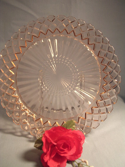 WATERFORD WAFFLE PINK DEPRESSION 9 5/8 INCH DINNER PLATE