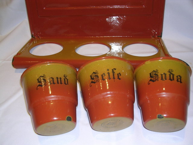 VINTAGE EUROPEAN RED TO GOLD GRANITEWARE SAND, SODA, SEIFE, LAUNDRY SET