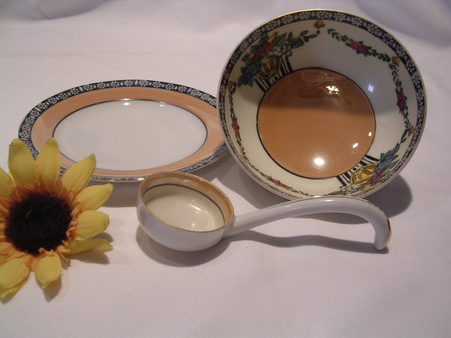 NORITAKE FLORAL FRUIT LUSTERWARE 3 PIECE MAYO SAUCE DISH SET