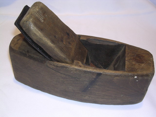 OLD WOOD TOOTHING PLANE