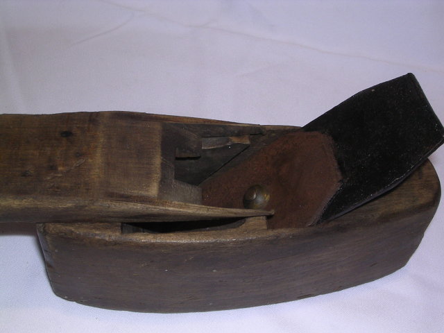 OLD WOOD TOOTHING PLANE