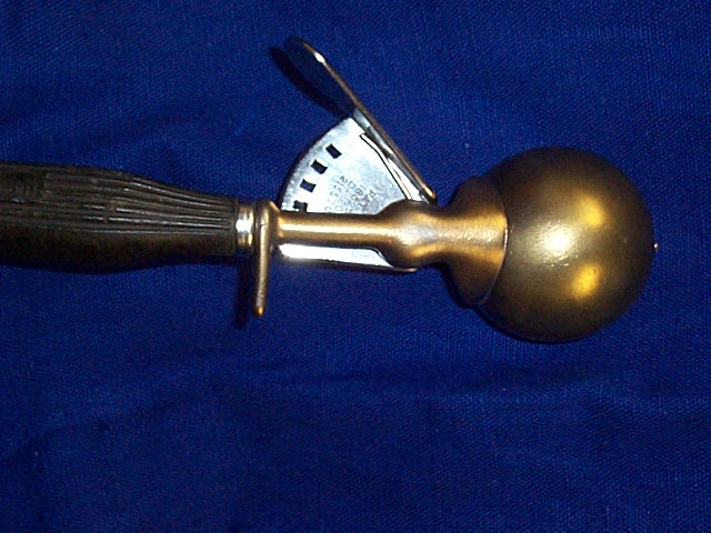 Hamilton Beach Brass Bowl Ice Cream Disher