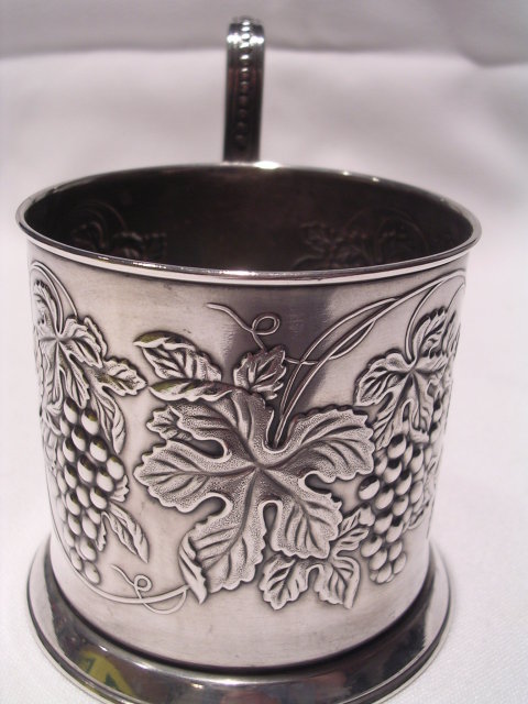 VINTAGE RUSSIAN SOVIET PODSTAKANNIK TEA GLASS HOLDER GRAPE DESIGN