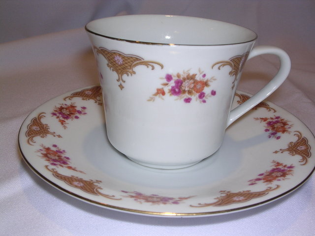 LATTICE DESIGN PINK FLORAL CUP AND SAUCER