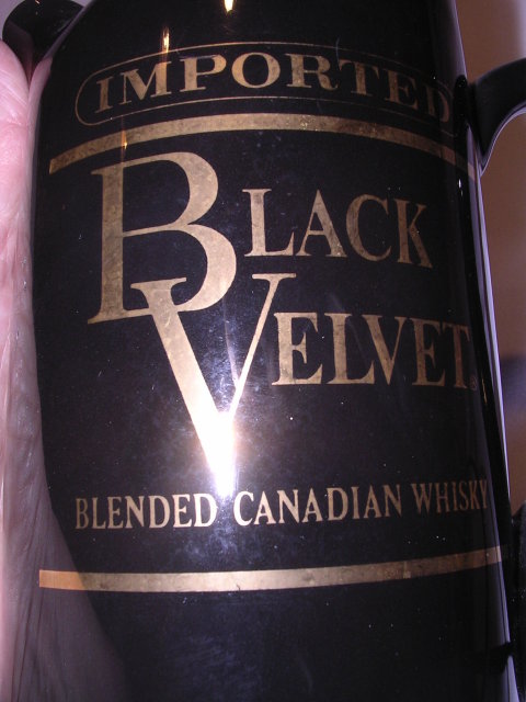 BLACK VELVET CANADIAN WHISKEY WATER PITCHER