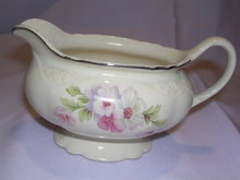 HOMER LAUGHLIN VIRGINIA ROSE FLUFFY ROSE CREAMER
