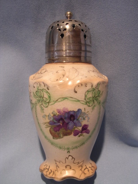 ANTIQUE FIELDING & CO CROWN DEVON FESTOON SUGAR SHAKER MUFFINEER WITH SILVER PLATE LID