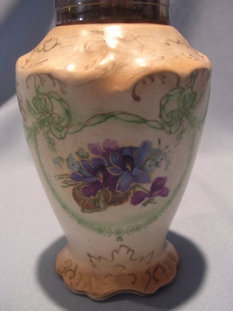 ANTIQUE FIELDING & CO CROWN DEVON FESTOON SUGAR SHAKER MUFFINEER WITH SILVER PLATE LID