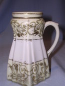 NIPPON SUGAR SHAKER MUFFINEER GOLD ON WHITE & YELLOW ORNATE