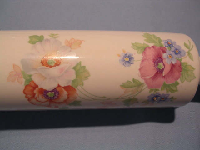 VINTAGE HARKER AMY FLORAL ROLLING PIN