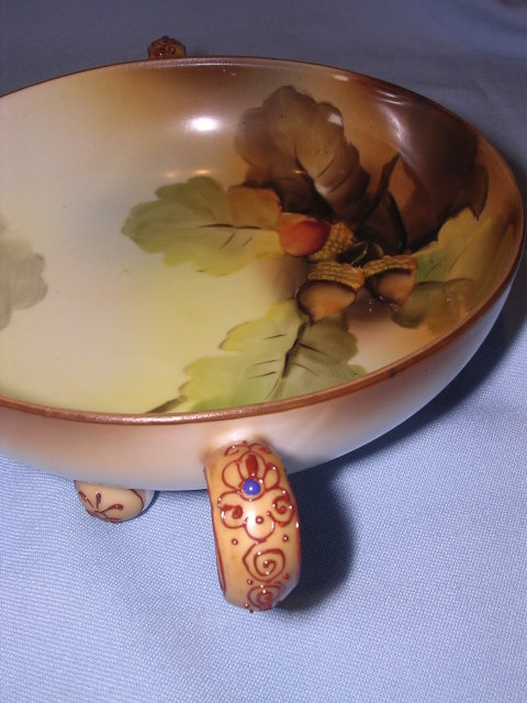 NORITAKE ACORN AND OAK LEAVES DOUBLE MORIAGE HANDLED DISH BOWL GREEN 27 MARK