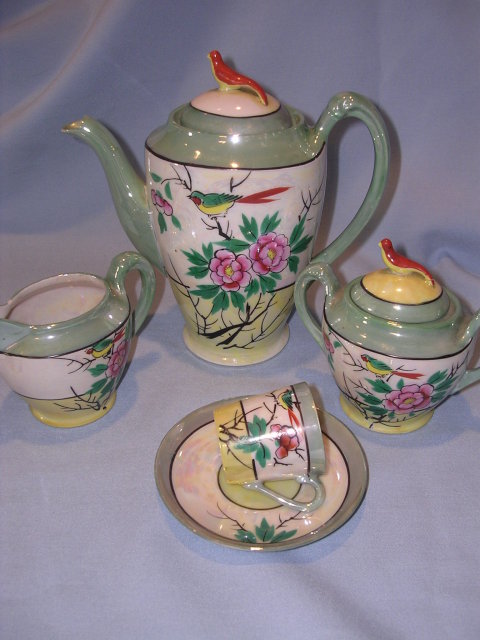 17 PIECE NIPPON TEA SET WITH BIRD FINIALS HAND PAINTED JAPAN