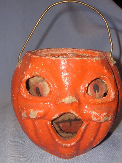 HALLOWEEN PAPER MACHE JACK-O-LANTERN WITH EYE/MOUTH INSERT