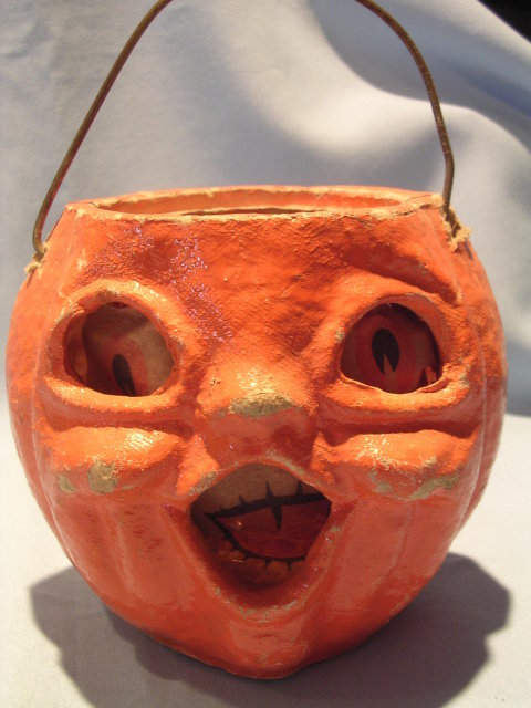 HALLOWEEN PAPER MACHE JACK-O-LANTERN WITH EYE/MOUTH INSERT